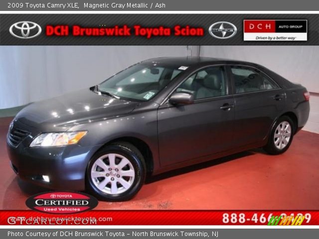 2009 Toyota Camry XLE in Magnetic Gray Metallic