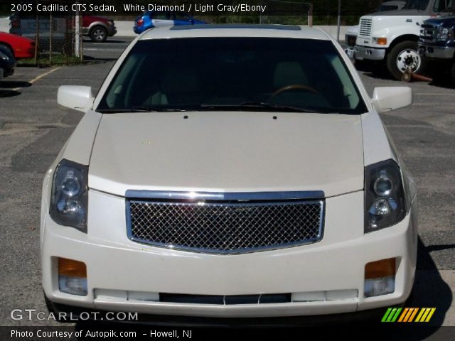 2005 Cadillac CTS Sedan in White Diamond