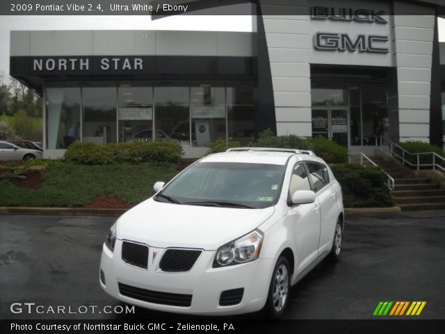 2009 Pontiac Vibe 2.4 in Ultra White