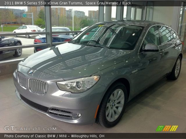 2011 BMW 5 Series 550i xDrive Gran Turismo in Space Gray Metallic