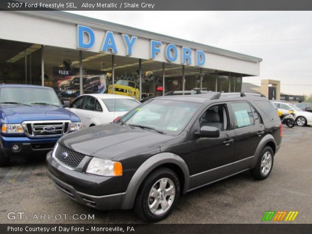 2007 Ford Freestyle SEL in Alloy Metallic