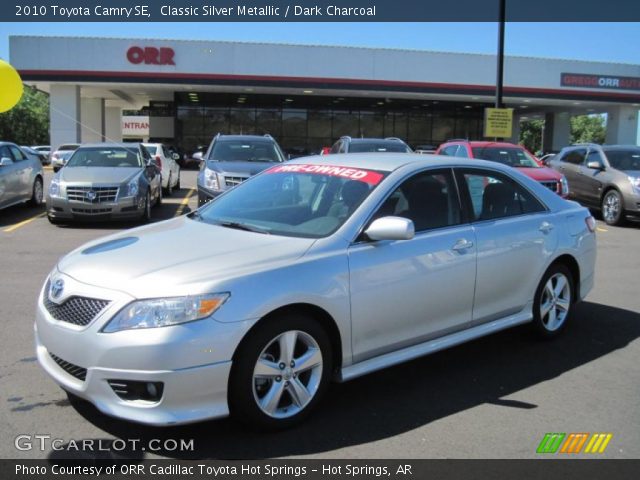 2010 Toyota Camry SE in Classic Silver Metallic