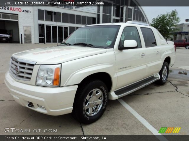 2005 Cadillac Escalade EXT AWD in White Diamond
