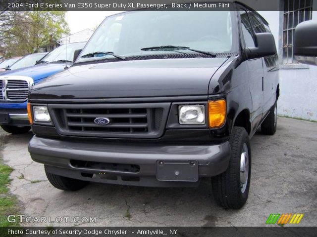 2004 Ford E Series Van E350 Super Duty XL Passenger in Black