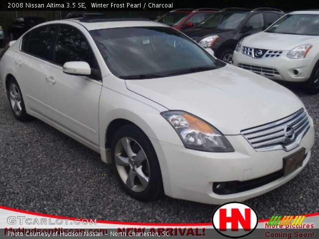 2008 Nissan Altima 3.5 SE in Winter Frost Pearl