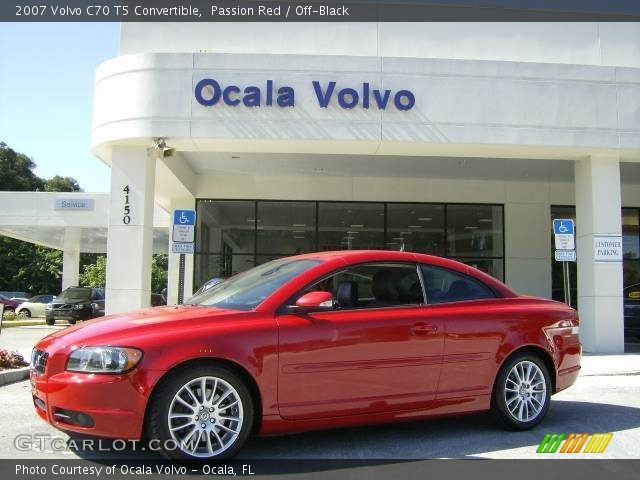 2007 Volvo C70 T5 Convertible in Passion Red