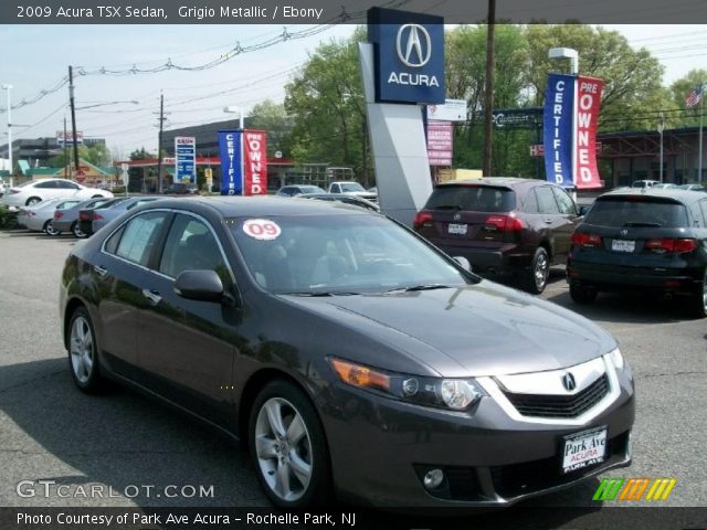 2009 Acura TSX Sedan in Grigio Metallic