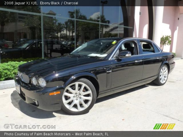 2008 Jaguar XJ XJ8 in Ebony Black