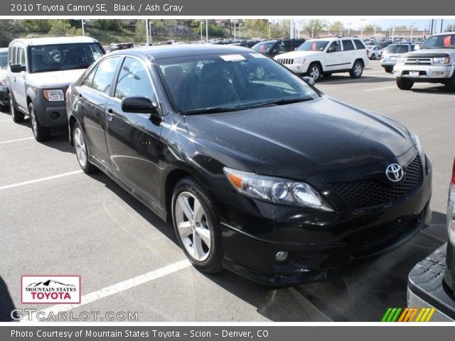 2010 Toyota Camry SE in Black