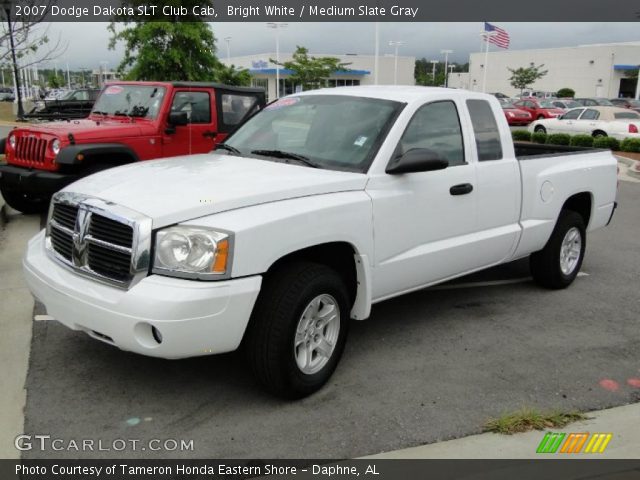 2007 Dodge Dakota SLT Club Cab in Bright White