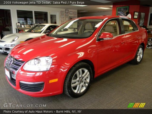 2009 Volkswagen Jetta TDI Sedan in Salsa Red