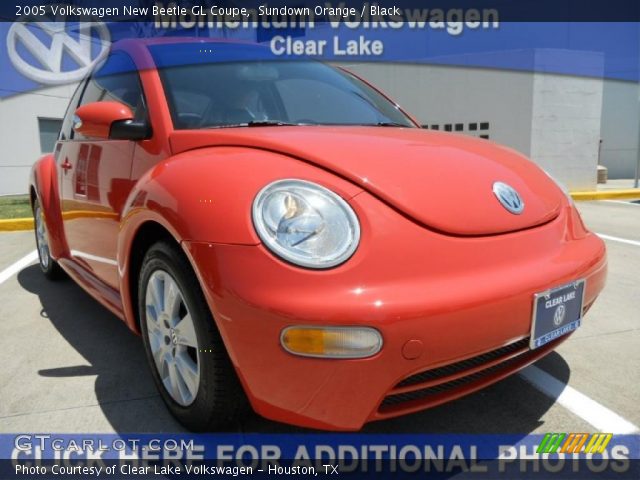 2005 Volkswagen New Beetle GL Coupe in Sundown Orange