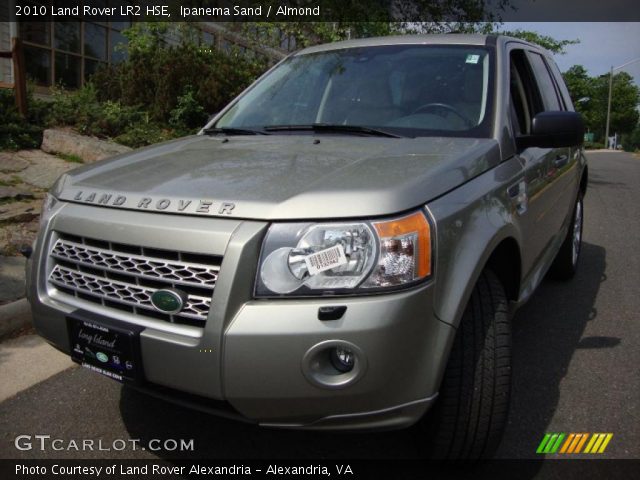 2010 Land Rover LR2 HSE in Ipanema Sand