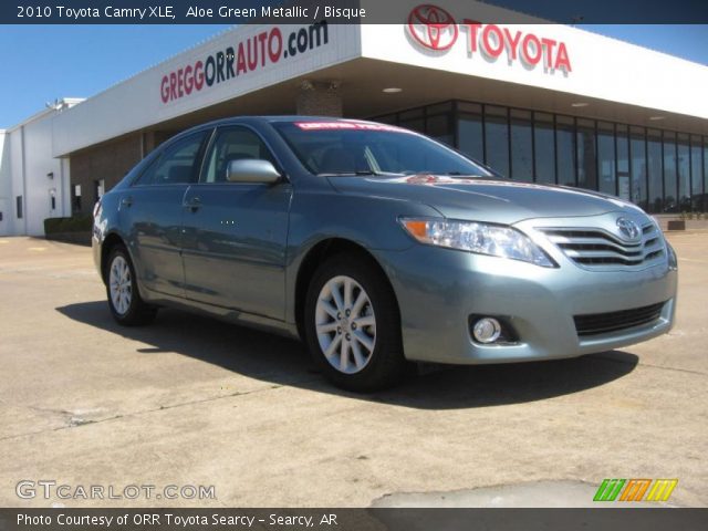 2010 Toyota Camry XLE in Aloe Green Metallic