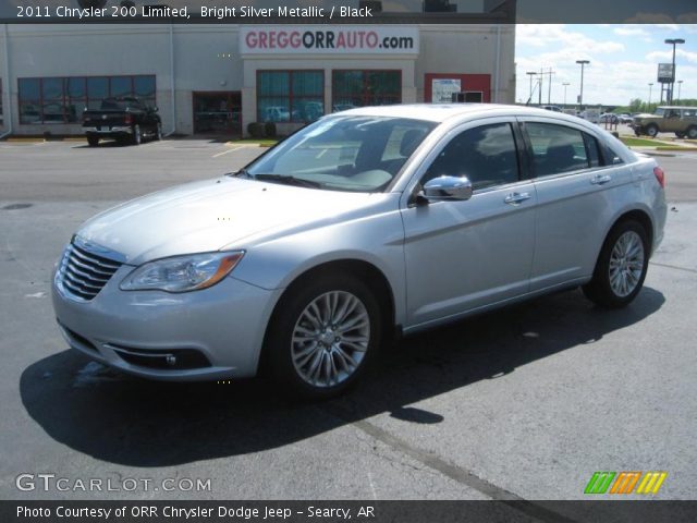 2011 Chrysler 200 Limited in Bright Silver Metallic