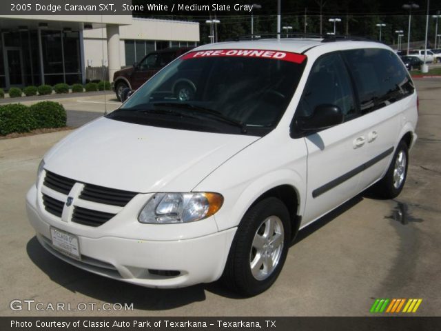 2005 Dodge Caravan SXT in Stone White
