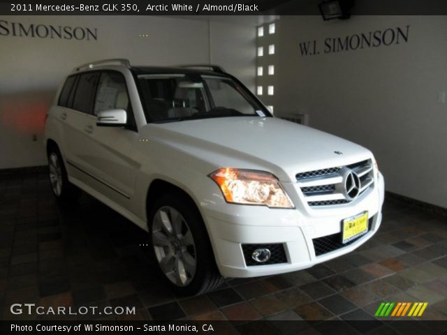 2011 Mercedes-Benz GLK 350 in Arctic White