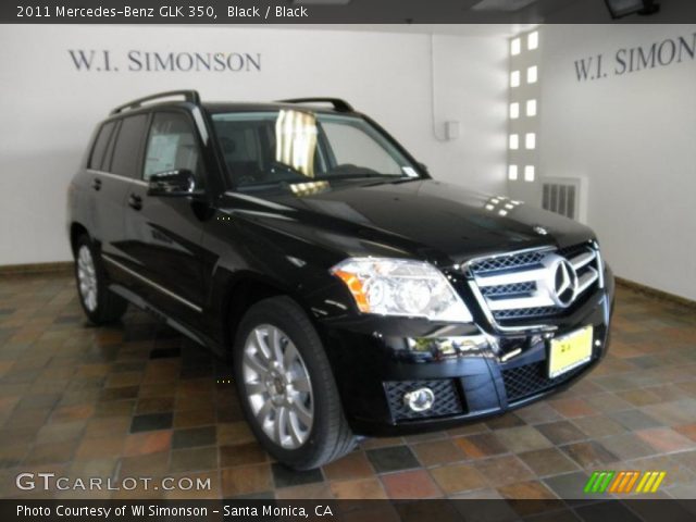 2011 Mercedes-Benz GLK 350 in Black