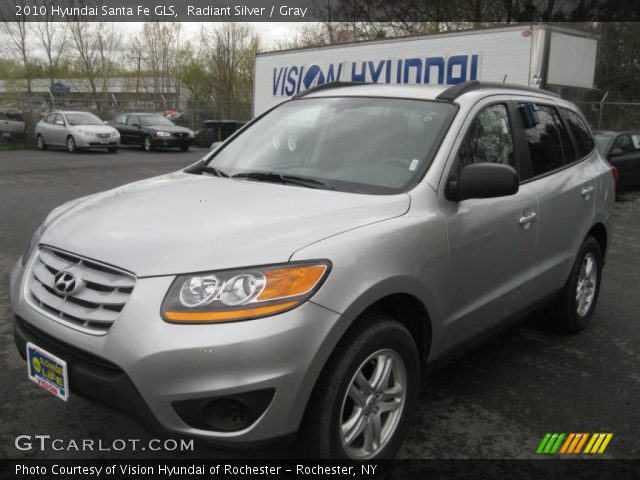 2010 Hyundai Santa Fe GLS in Radiant Silver