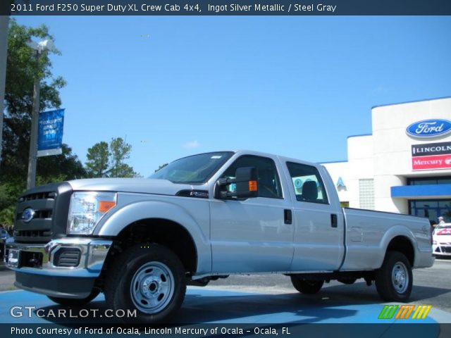 2011 Ford F250 Super Duty XL Crew Cab 4x4 in Ingot Silver Metallic