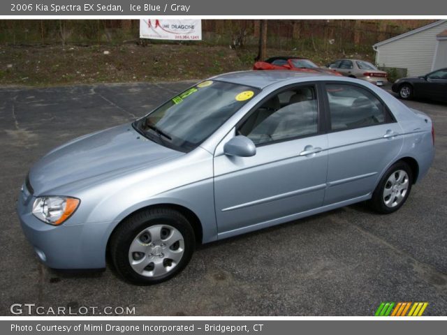 2006 Kia Spectra EX Sedan in Ice Blue