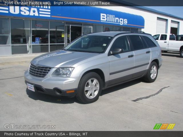 2005 Chrysler Pacifica AWD in Bright Silver Metallic