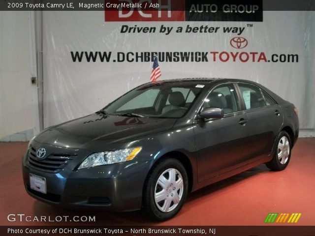 2009 Toyota Camry LE in Magnetic Gray Metallic