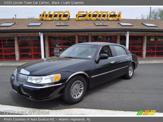 2000 Lincoln Town Car Cartier in Black