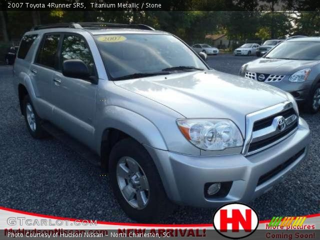 2007 Toyota 4Runner SR5 in Titanium Metallic