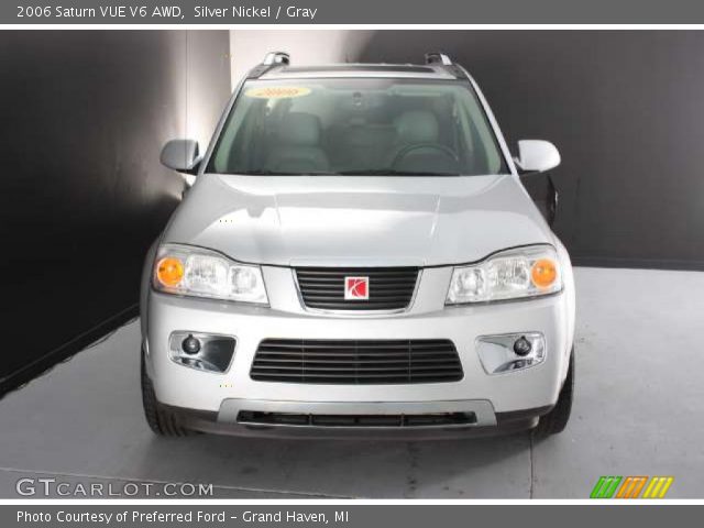 2006 Saturn VUE V6 AWD in Silver Nickel