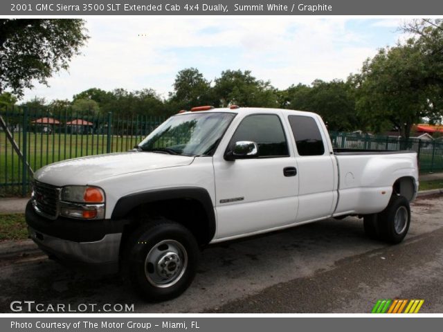 2001 GMC Sierra 3500 SLT Extended Cab 4x4 Dually in Summit White
