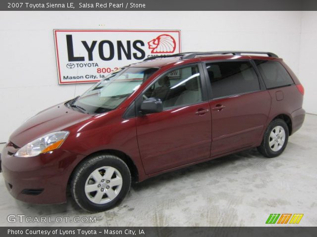 2007 Toyota Sienna LE in Salsa Red Pearl