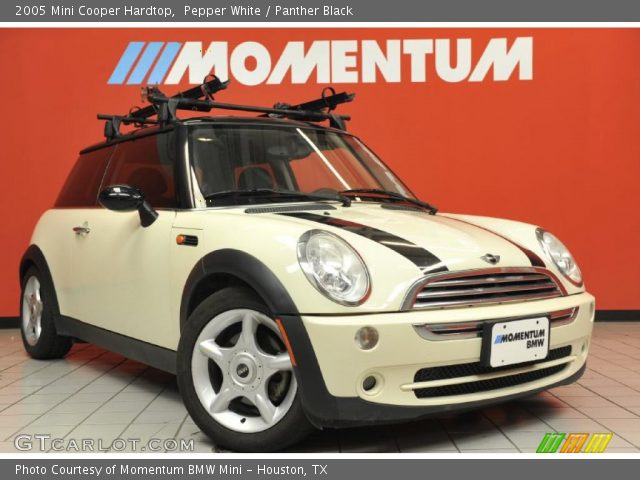 2005 Mini Cooper Hardtop in Pepper White