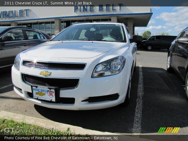 2011 Chevrolet Cruze LT in Summit White
