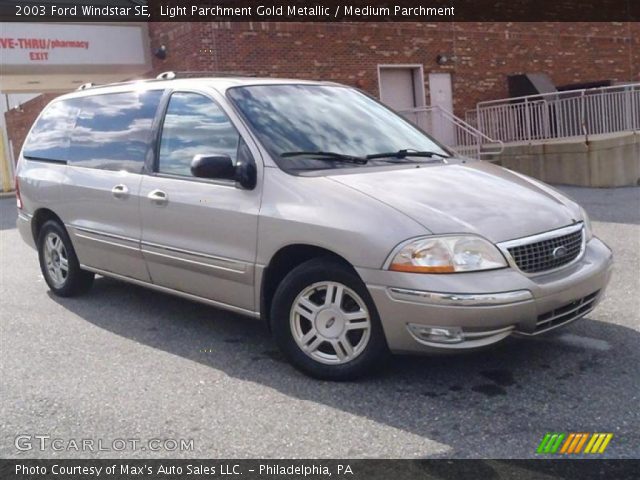2003 Ford Windstar SE in Light Parchment Gold Metallic