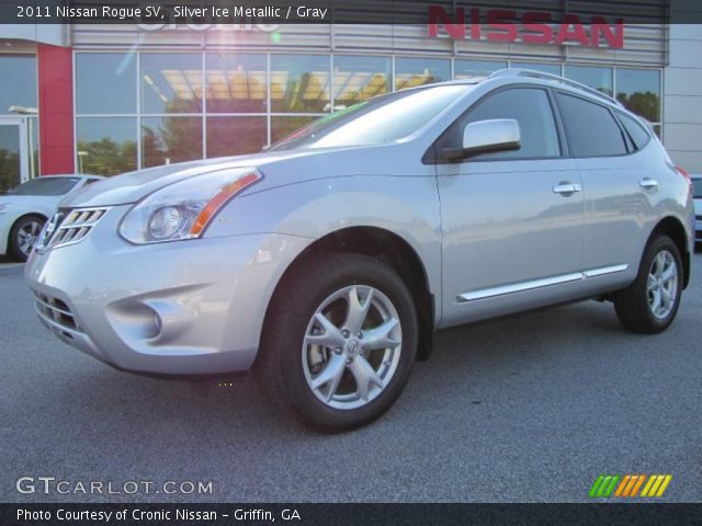 2011 Nissan Rogue SV in Silver Ice Metallic