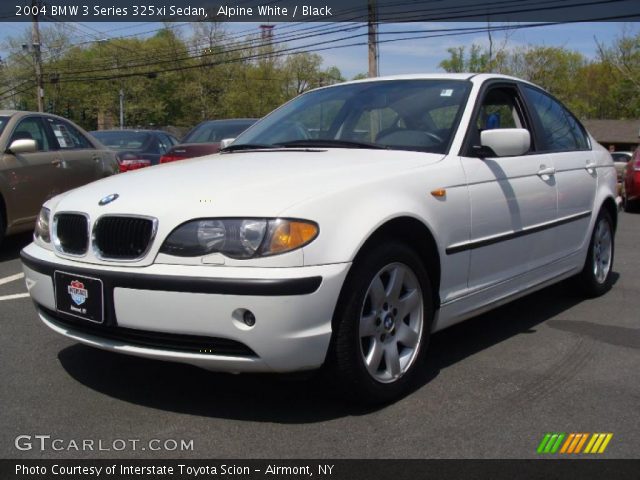 2004 BMW 3 Series 325xi Sedan in Alpine White