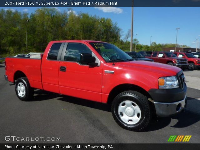2007 Ford F150 XL SuperCab 4x4 in Bright Red