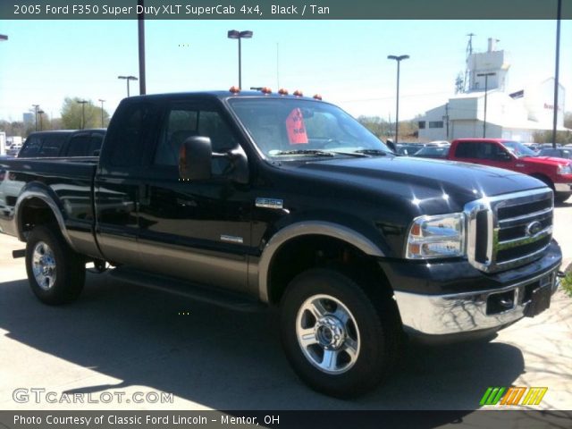 2005 Ford F350 Super Duty XLT SuperCab 4x4 in Black