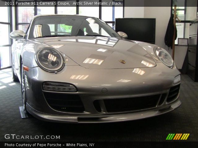 2011 Porsche 911 Carrera S Coupe in Arctic Silver Metallic