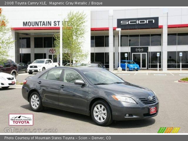 2008 Toyota Camry XLE in Magnetic Gray Metallic