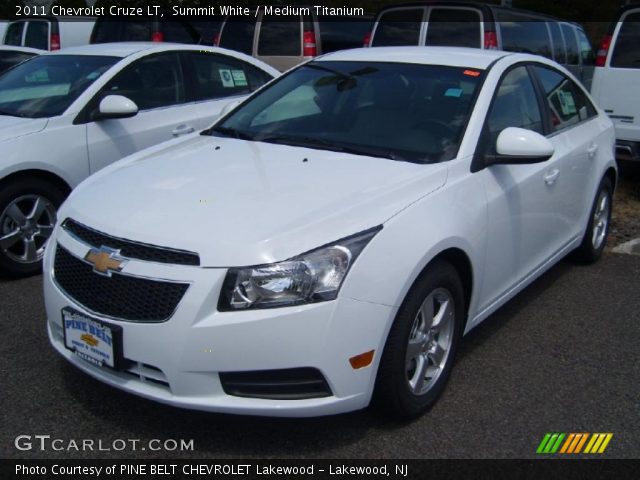 2011 Chevrolet Cruze LT in Summit White