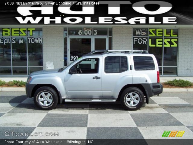 2009 Nissan Xterra S in Silver Lightning