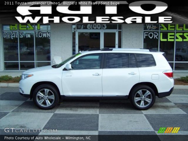 2011 Toyota Highlander Limited in Blizzard White Pearl