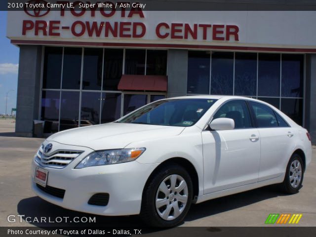 2010 Toyota Camry LE in Super White
