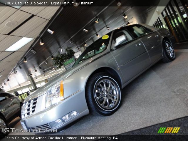 2007 Cadillac DTS Sedan in Light Platinum