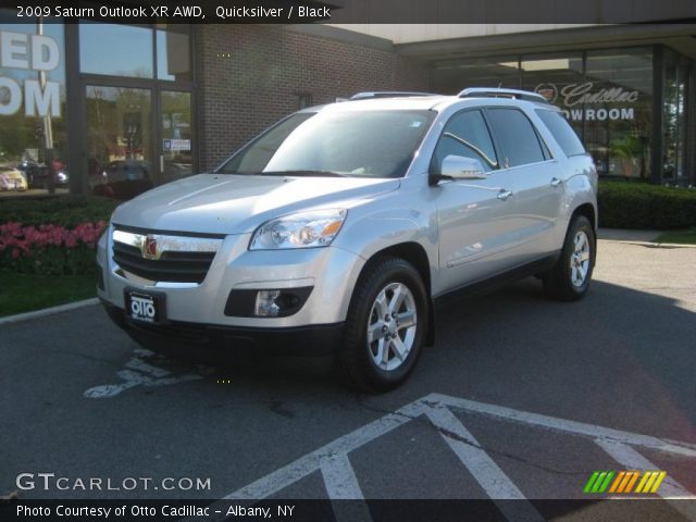 2009 Saturn Outlook XR AWD in Quicksilver