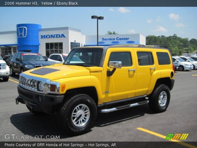 2006 Hummer H3  in Yellow