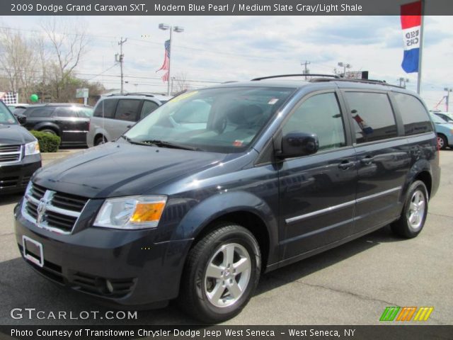 2009 Dodge Grand Caravan SXT in Modern Blue Pearl