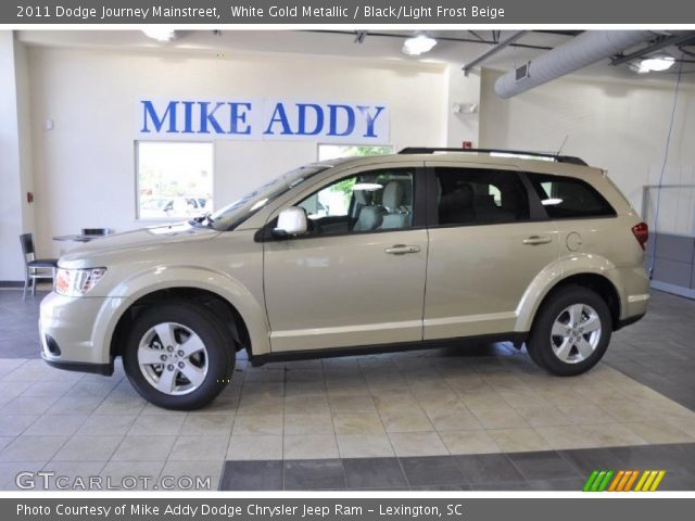 2011 Dodge Journey Mainstreet in White Gold Metallic